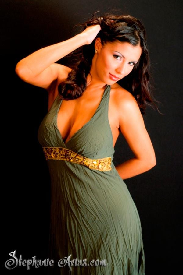 Тина Карол фотошопта жалаңаш